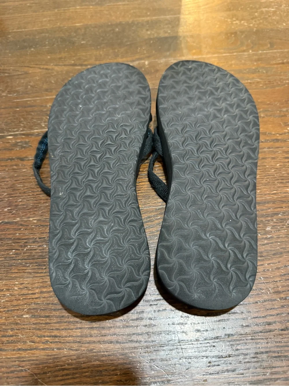 Teva Black Crisscross Strap Slide Sandals Sz 8